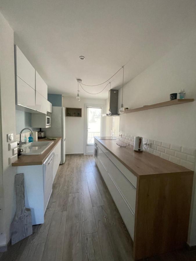 Appartement Proche Mer Avec Terrasse Et Jardin Privatif Hyeres Luaran gambar